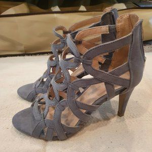 NEW Kelly & Katie Talinia sandal